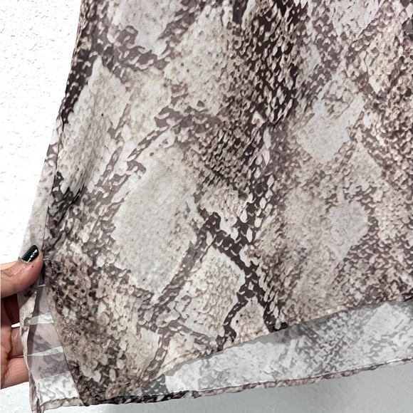 Chico's snake print slit layered sleeves Relaxed Blouse L/12 - Picture 3 of 8